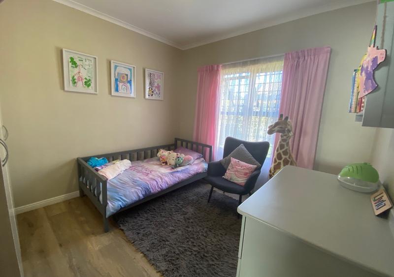 To Let 3 Bedroom Property for Rent in Pinehurst Western Cape